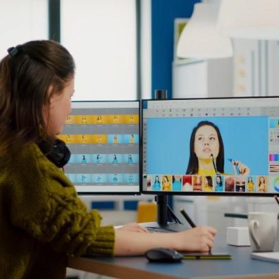 Illustrator
