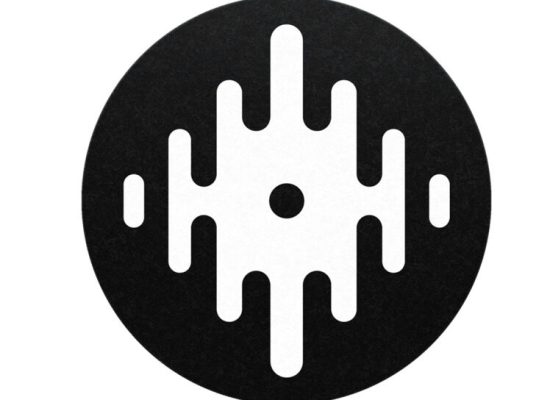serato-dj-logo-slipmats-white-on-black-pair-1-og serato-dj-logo-slipmats-white-on-black-pair-1-og